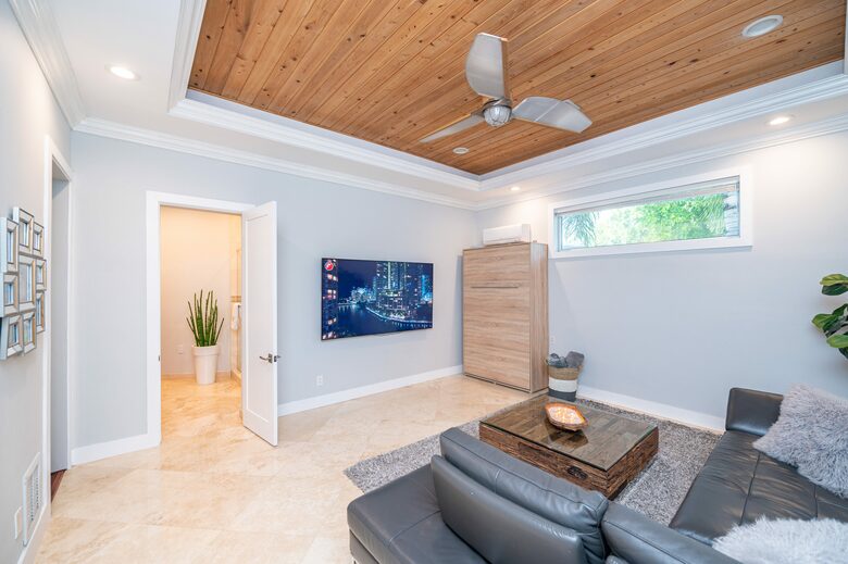 Fort Lauderdale’s Sunset Paradise on the Water - Fort Lauderdale, Florida