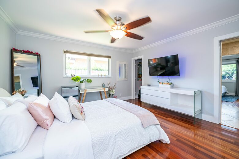 Fort Lauderdale’s Sunset Paradise on the Water - Fort Lauderdale, Florida