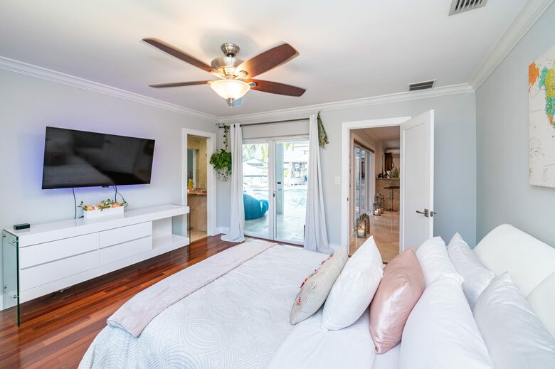 Fort Lauderdale’s Sunset Paradise on the Water - Fort Lauderdale, Florida