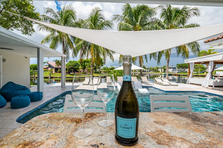 Fort Lauderdale’s Sunset Paradise on the Water - Fort Lauderdale, Florida