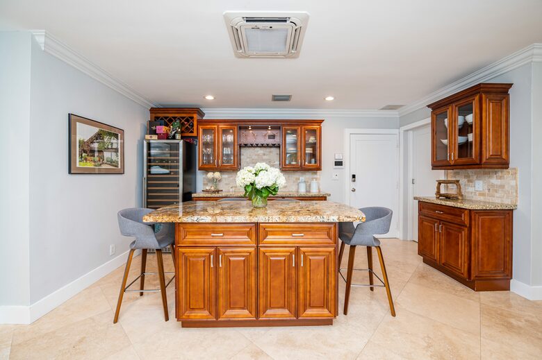 Fort Lauderdale’s Sunset Paradise on the Water - Fort Lauderdale, Florida