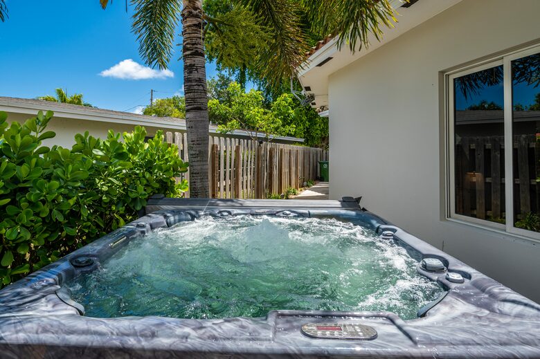 Fort Lauderdale’s Sunset Paradise on the Water - Fort Lauderdale, Florida