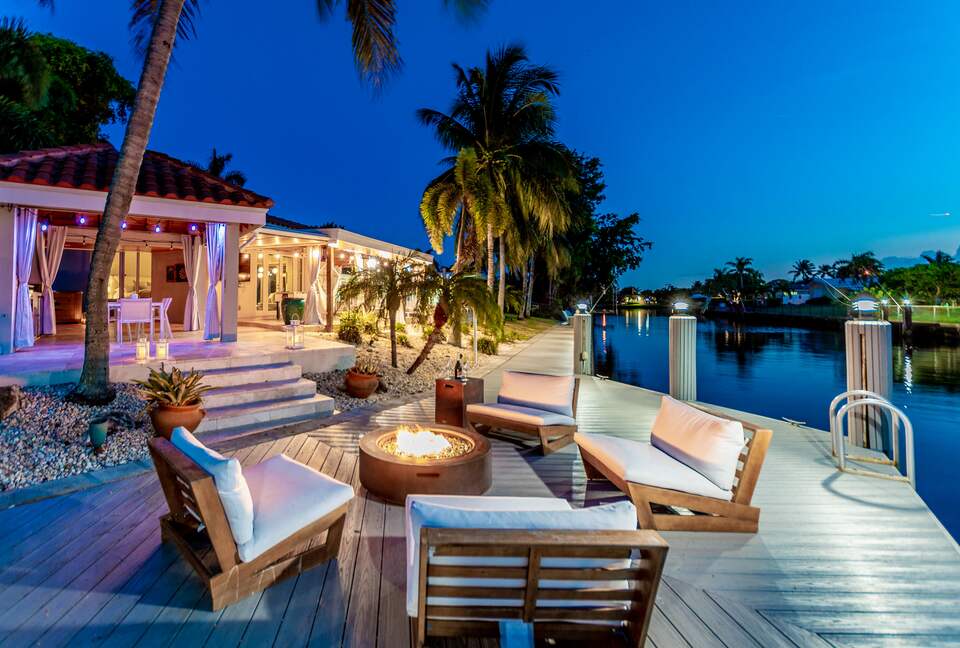 Fort Lauderdale’s Sunset Paradise on the Water - Fort Lauderdale, Florida