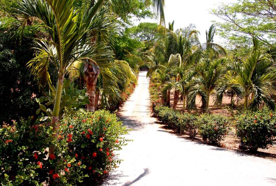 HUGE Private entrance