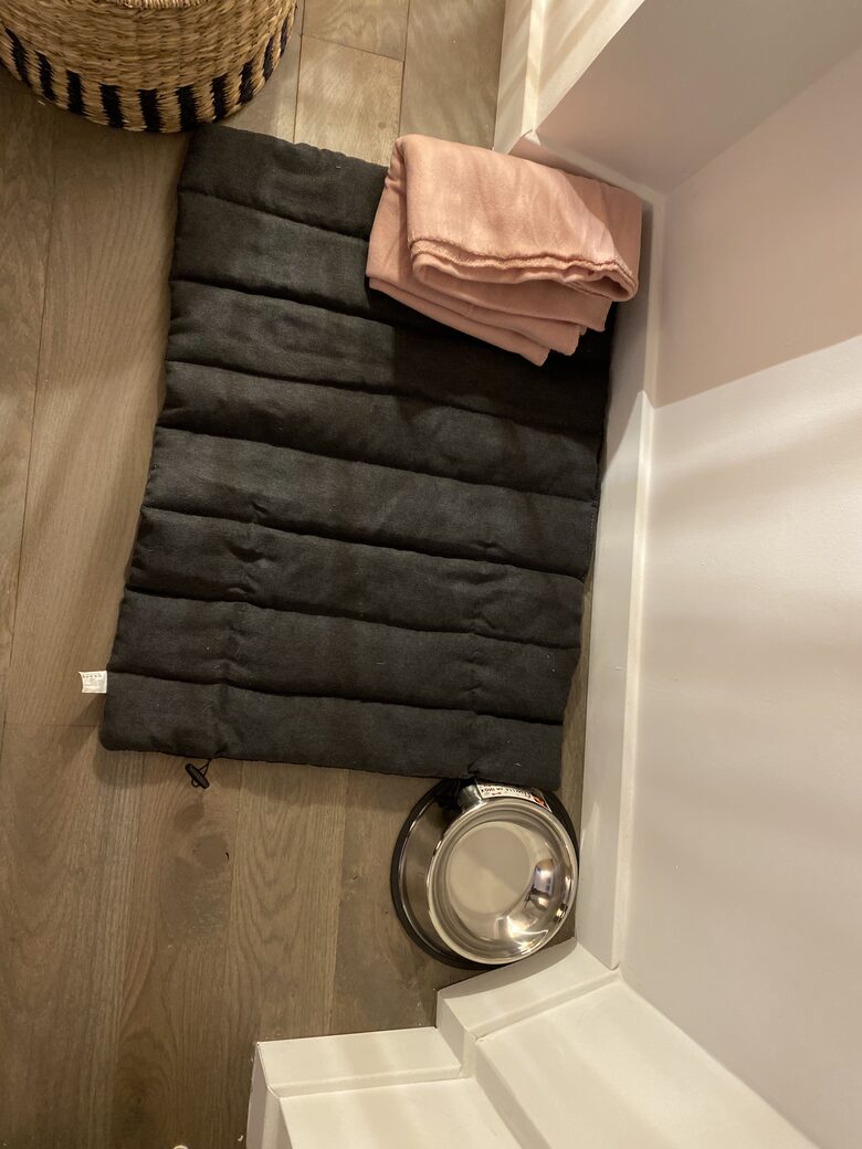 Rare Three Bedroom in Old Antibes - Antibes, France