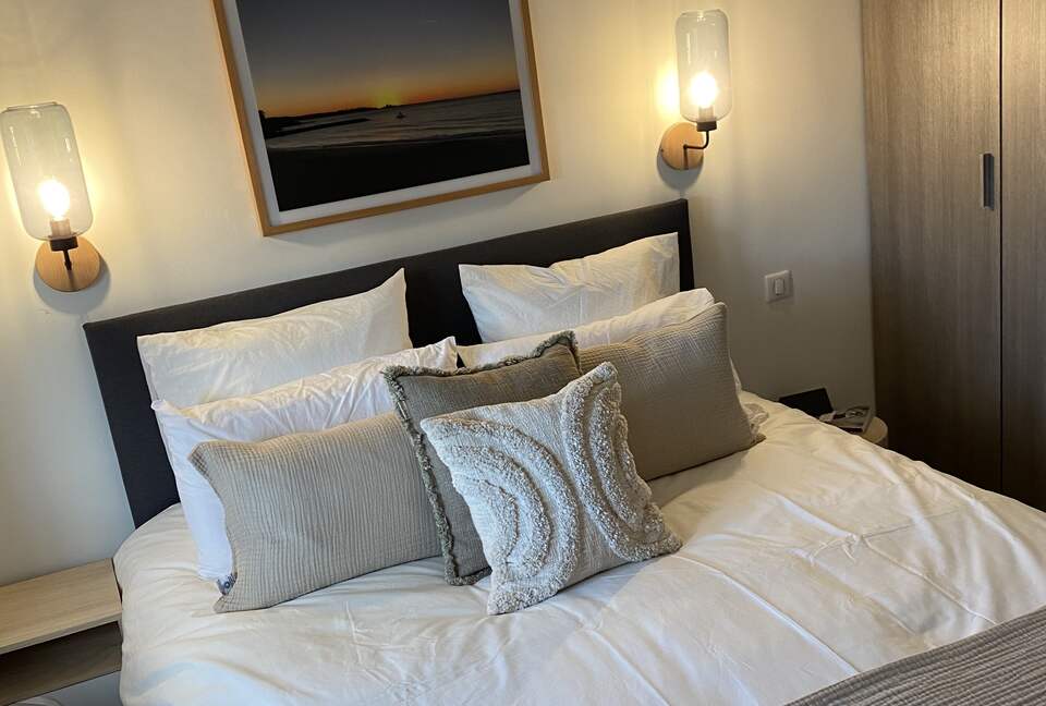 Rare Three Bedroom in Old Antibes - Antibes, France