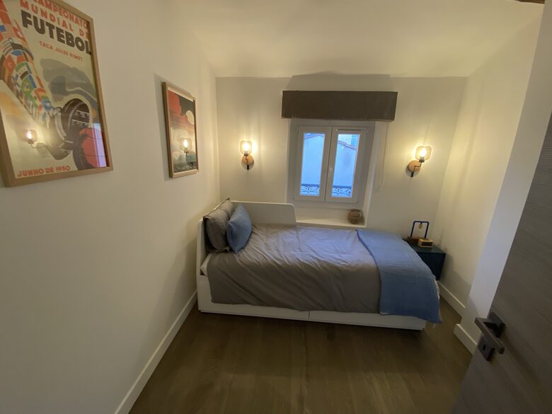 Rare Three Bedroom in Old Antibes - Antibes, France