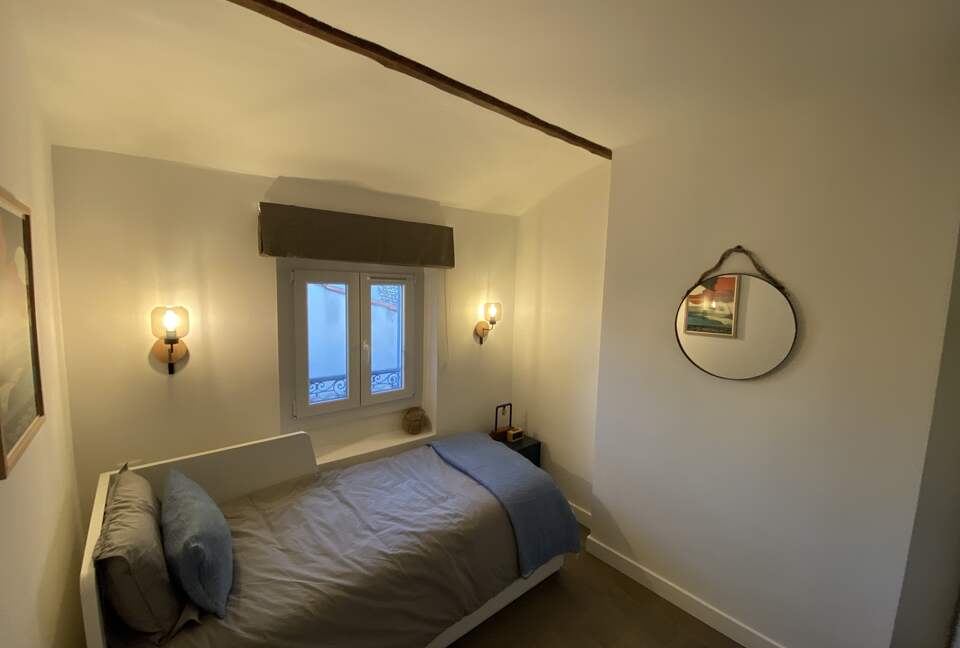 Rare Three Bedroom in Old Antibes - Antibes, France