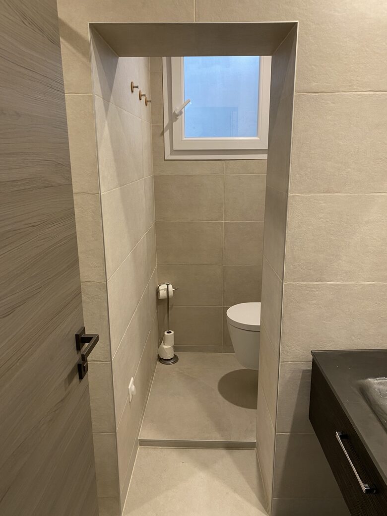 Rare Three Bedroom in Old Antibes - Antibes, France