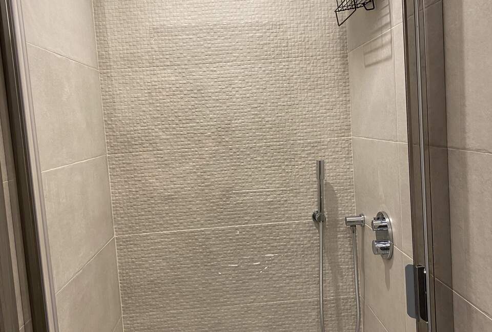 Rare Three Bedroom in Old Antibes - Antibes, France