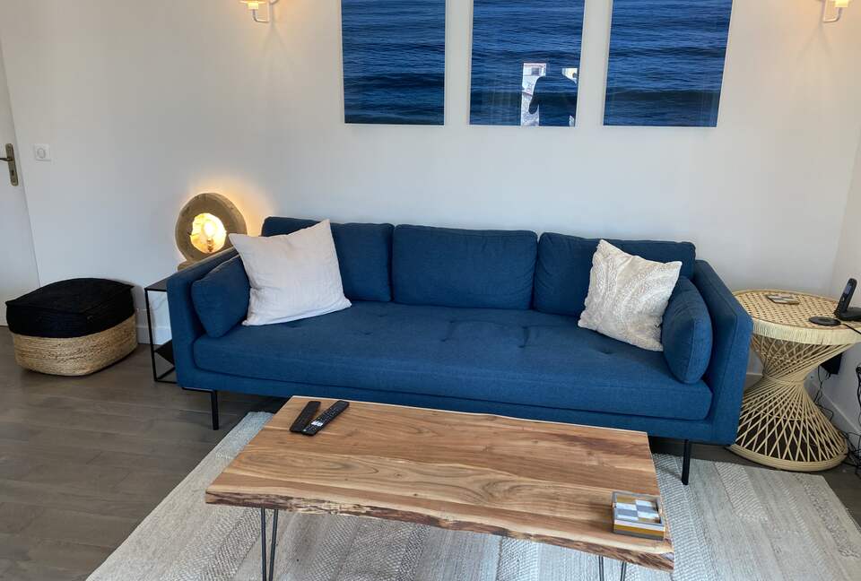 Rare Three Bedroom in Old Antibes - Antibes, France