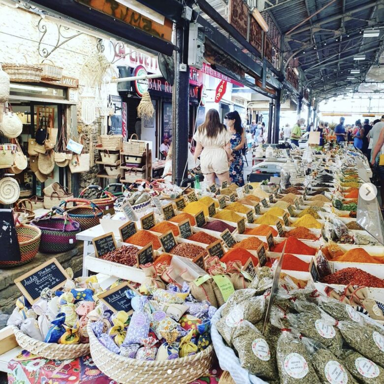 Rare Three Bedroom in Old Antibes - Antibes, France