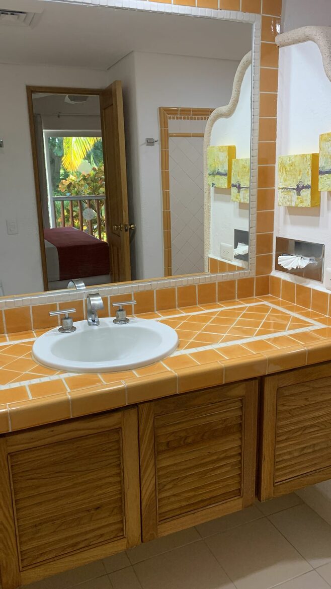 Las Villas Akumal - 2 Bedroom Oceanfront - Tulum, Mexico