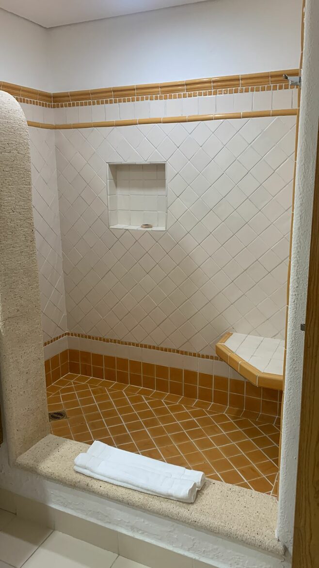 Las Villas Akumal - 2 Bedroom Oceanfront - Tulum, Mexico