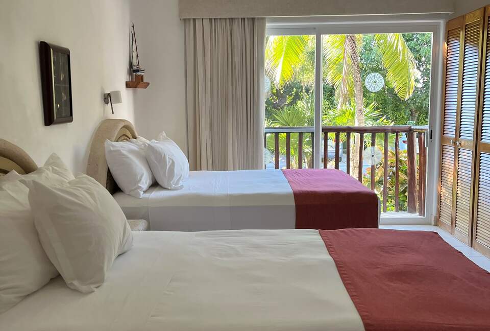 Las Villas Akumal - 2 Bedroom Oceanfront - Tulum, Mexico