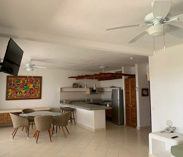 Las Villas Akumal - 2 Bedroom Oceanfront - Tulum, Mexico