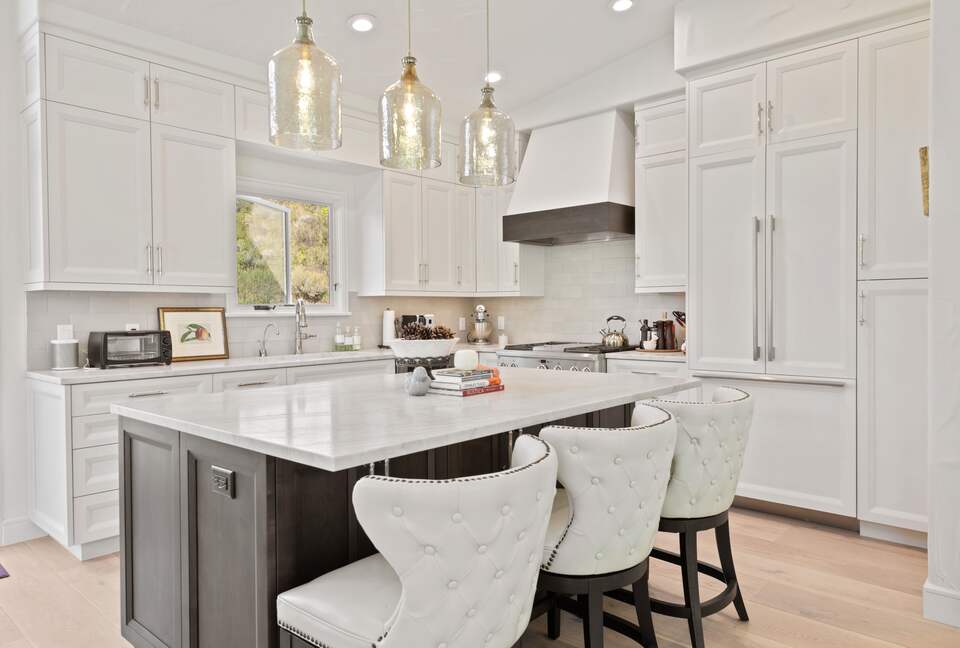 Gather from Breakfast to Cocktail Hour