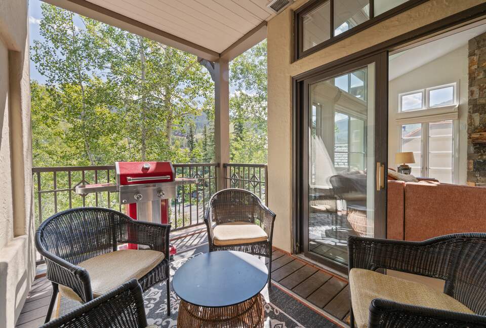 Covered Front Balcony with Spectacular Mountain Views