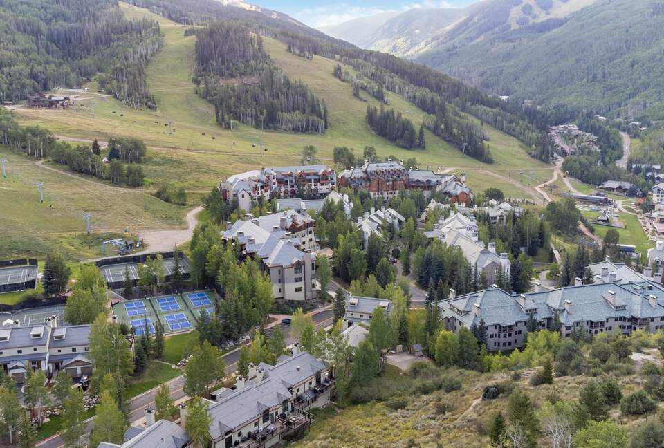 Spectacular Setting Steps from Every Amenity