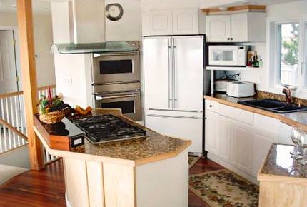 Barnegat Light Ocean Front Shore House - Barnegat Light, New Jersey