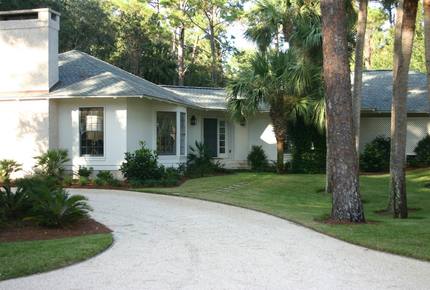 Chic Cottage by the Sea - Sea Island, Georgia