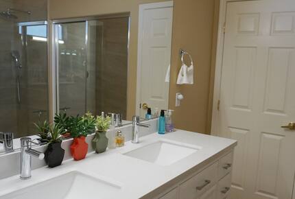 Spacious Golf Course Home - Surprise, Arizona