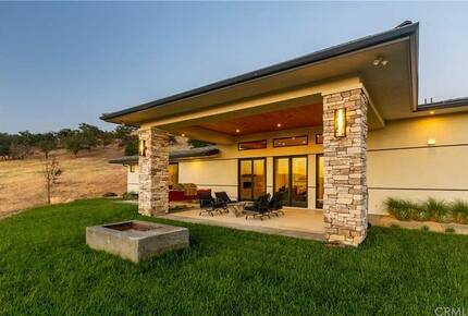 Paso de los Amigos - Templeton, California