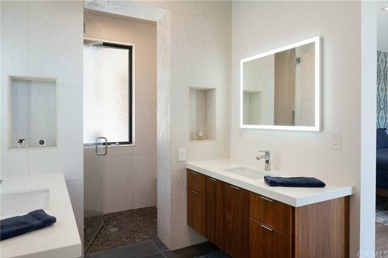 Paso de los Amigos - Templeton, California