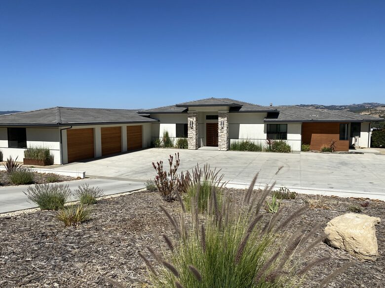 Paso de los Amigos - Templeton, California