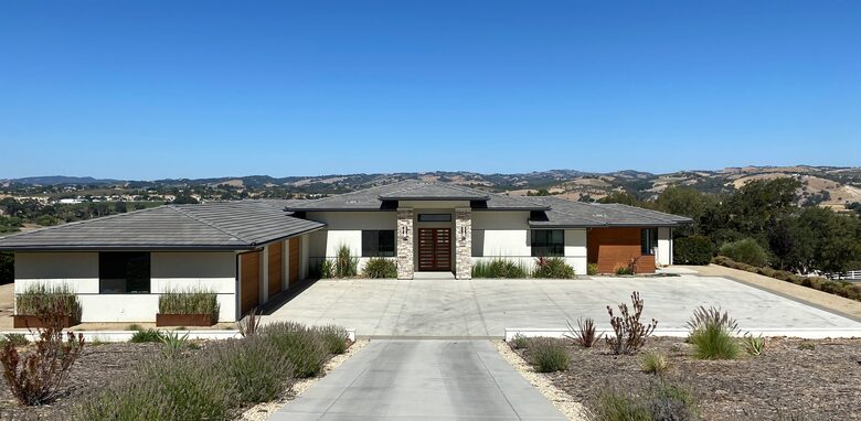 Paso de los Amigos - Templeton, California