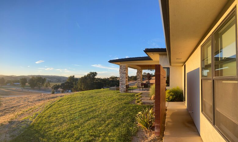 Paso de los Amigos - Templeton, California