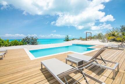 Oceanfront Home with Private Pool - Forbes Hill, Bahamas