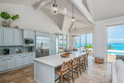 Oceanfront Home with Private Pool - Forbes Hill, Bahamas