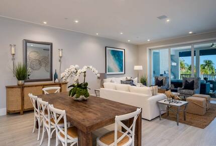 New Modern Penthouse with Private Beach - Islamorada, Florida