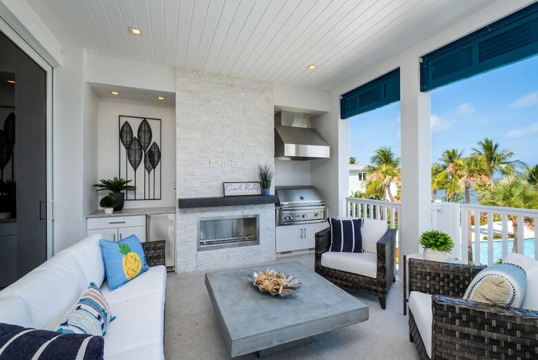 New Modern Penthouse with Private Beach - Islamorada, Florida