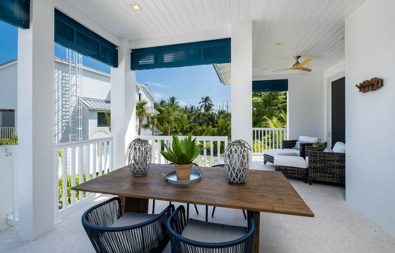 New Modern Penthouse with Private Beach - Islamorada, Florida