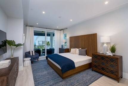 New Modern Penthouse with Private Beach - Islamorada, Florida