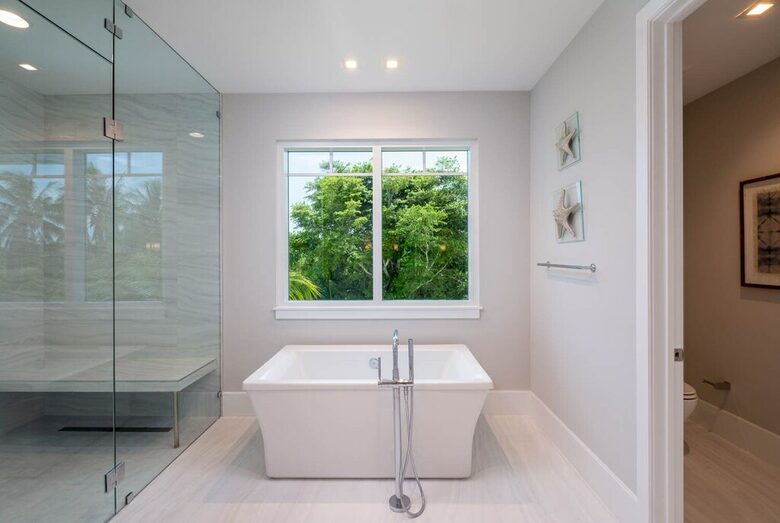 New Modern Penthouse with Private Beach - Islamorada, Florida