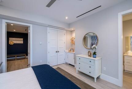 New Modern Penthouse with Private Beach - Islamorada, Florida