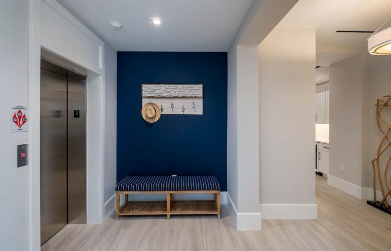 New Modern Penthouse with Private Beach - Islamorada, Florida