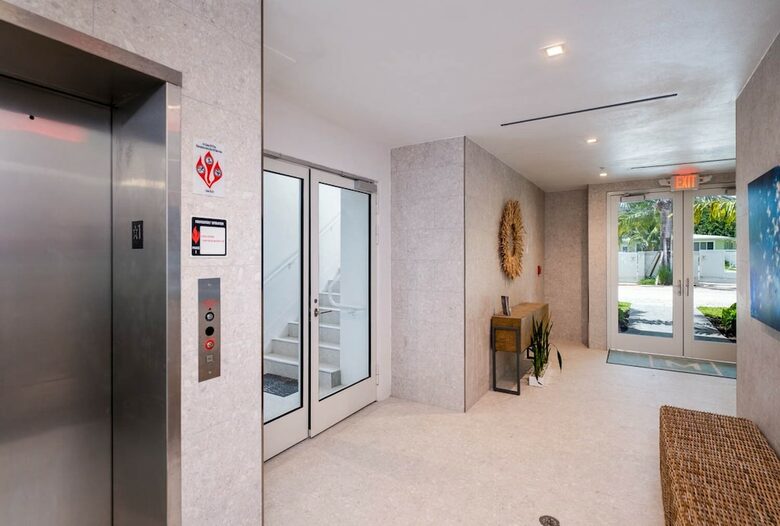 New Modern Penthouse with Private Beach - Islamorada, Florida