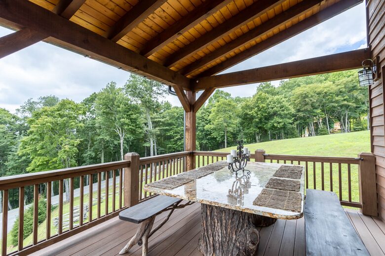 Moose Overlook | The Lodges at Eagles Nest - Banner Elk, North Carolina