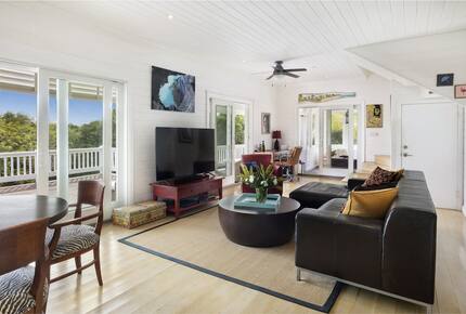 Miranda House | Luxurious Two Bedroom Home Steps from Caribbean w/Pool, Sunset Views, Snorkeling! - Governor's Harbour, Eleuthera, Bahamas