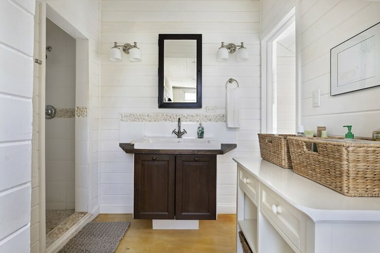 Miranda House | Luxurious Two Bedroom Home Steps from Caribbean w/Pool, Sunset Views, Snorkeling! - Governor's Harbour, Eleuthera, Bahamas