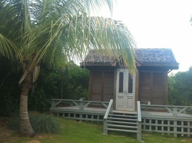 Miranda House | Luxurious Two Bedroom Home Steps from Caribbean w/Pool, Sunset Views, Snorkeling! - Governor's Harbour, Eleuthera, Bahamas