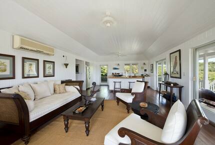 Margherita House | Elegant Caribbean Escape with a Pool - Governor's Harbour, Bahamas