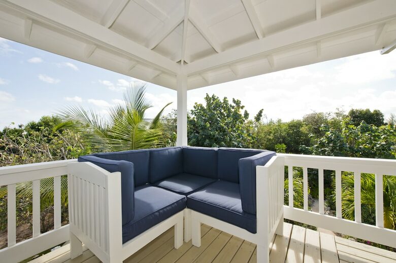 Margherita House | Elegant Caribbean Escape with a Pool - Governor's Harbour, Bahamas