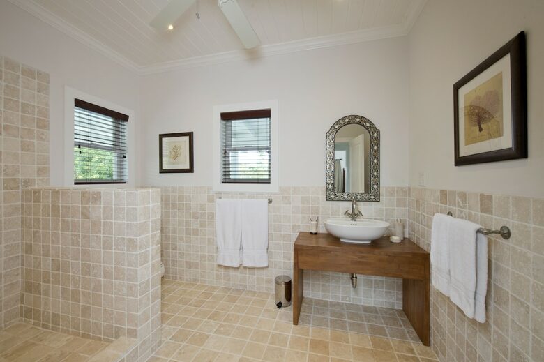 Margherita House | Elegant Caribbean Escape with a Pool - Governor's Harbour, Bahamas