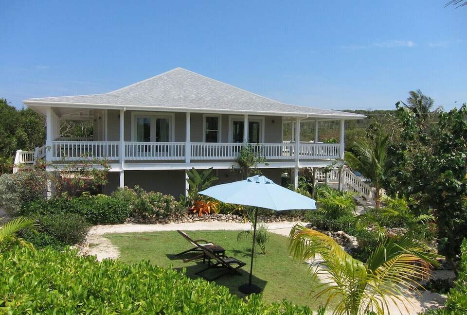 Margherita House | Elegant Caribbean Escape with a Pool - Governor's Harbour, Bahamas