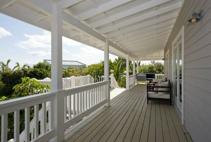 Margherita House | Elegant Caribbean Escape with a Pool - Governor's Harbour, Bahamas